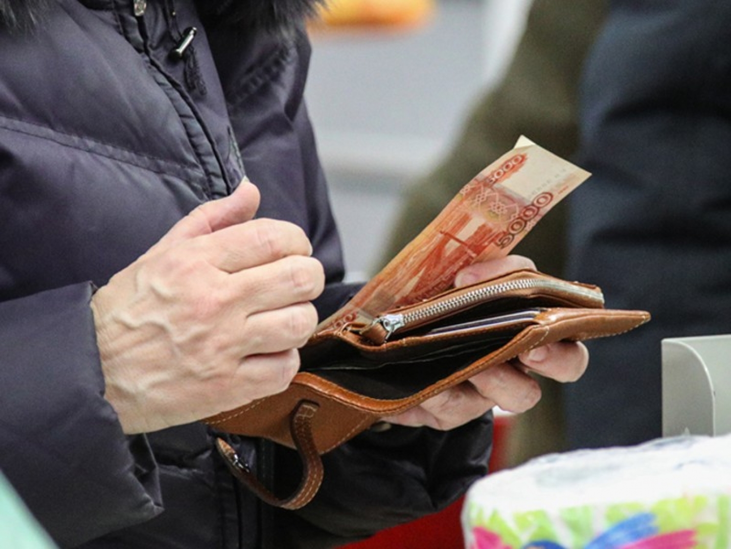 Жители России назвали размер желаемой зарплаты после пандемии